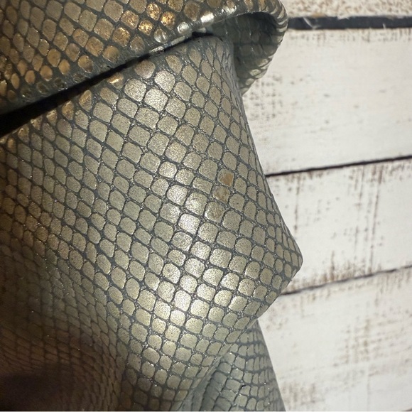 Laura B Collection Bag  Silver RARE Stains! - Picture 7 of 11